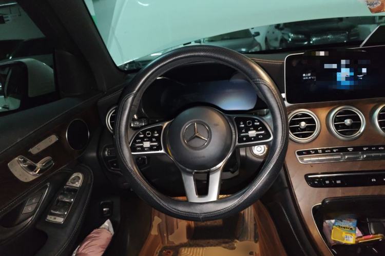 Used Mercedes-Benz GLC 2020 Facelift GLC 300 L 4MATIC Dynamic Edition Steering Wheel