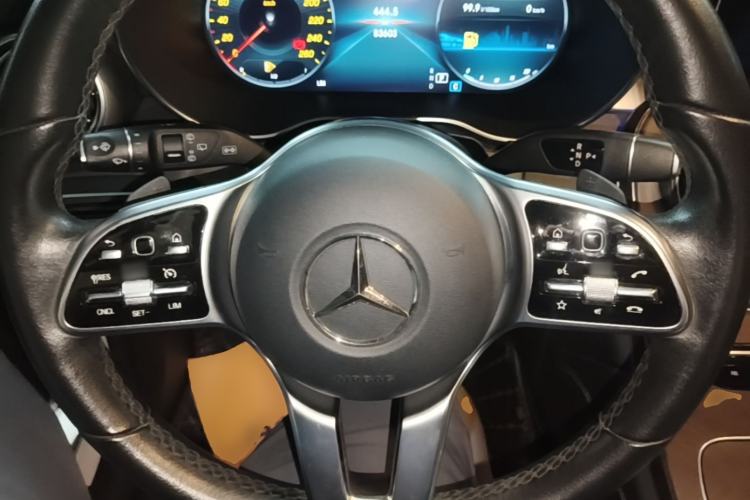 Used Mercedes-Benz GLC 2020 GLC 260 L 4MATIC Luxury Model Steering Wheel