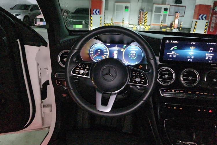 Used Mercedes-Benz GLC 2020 Facelifted GLC 260 L 4MATIC Dynamic Edition Steering Wheel