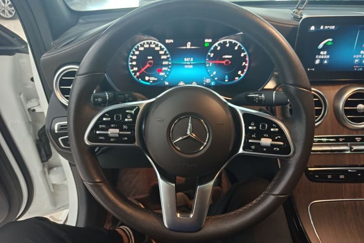Used Mercedes-Benz GLC 2020 GLC 300 L 4MATIC Dynamic Edition Steering Wheel