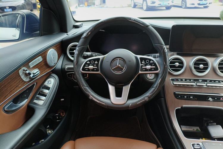 Used Mercedes-Benz GLC 2020 Facelift GLC 300 L 4MATIC Dynamic Edition Steering Wheel