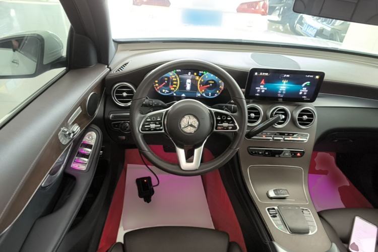 Used Mercedes-Benz GLC 2020 GLC 300 L 4MATIC Dynamic Edition Steering Wheel