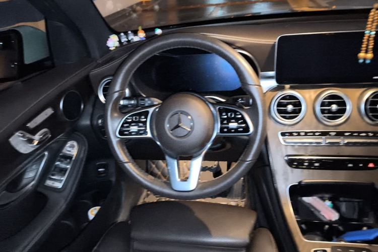 Used Mercedes-Benz GLC 2020 Facelift GLC 300 L 4MATIC Dynamic Edition Steering Wheel