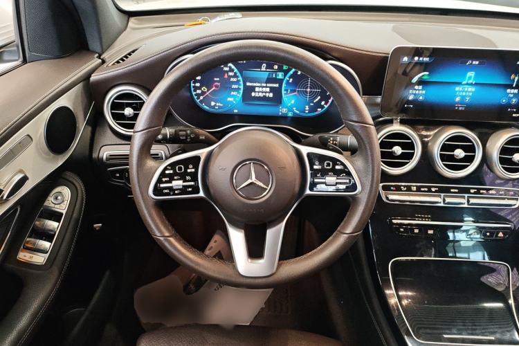 Used Mercedes-Benz GLC 2020 Facelifted GLC 260 L 4MATIC Dynamic Edition Steering Wheel