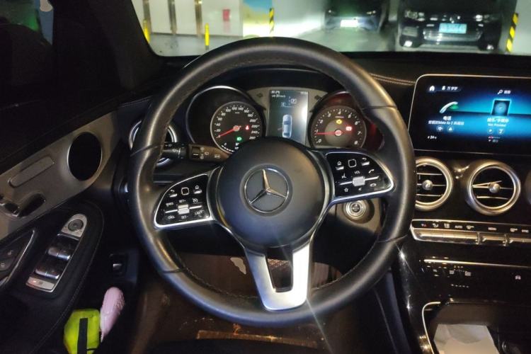 Used Mercedes-Benz GLC 2020 GLC 260 L 4MATIC Dynamic Model Steering Wheel