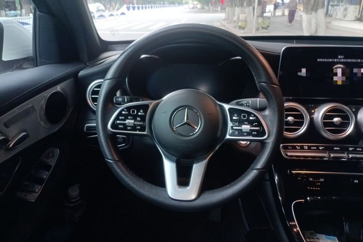 Used Mercedes-Benz GLC 2020 Facelifted GLC 260 L 4MATIC Dynamic Edition Steering Wheel