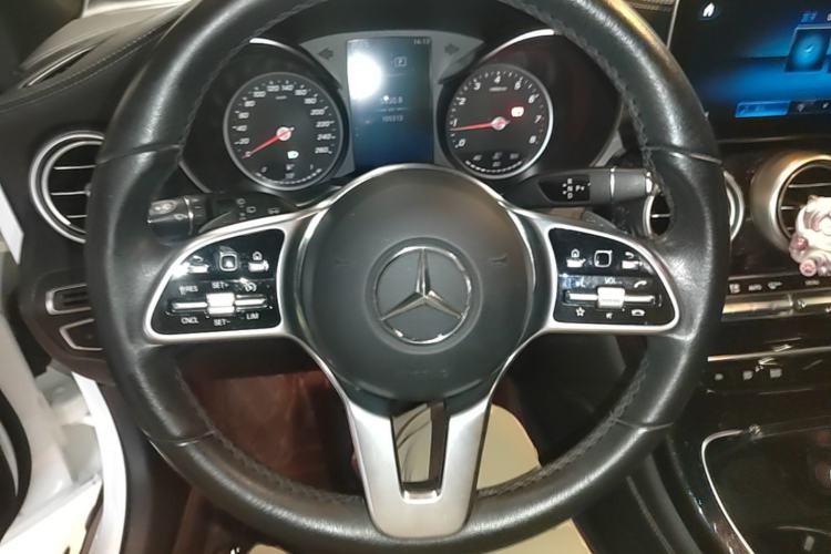 Used Mercedes-Benz GLC 2020 GLC 260 L 4MATIC Dynamic Model Steering Wheel