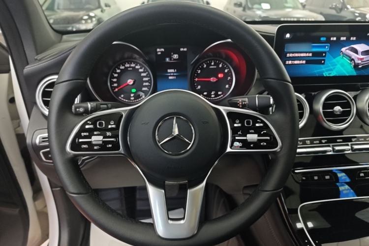 Used Mercedes-Benz GLC 2020 GLC 260 L 4MATIC Dynamic Model Steering Wheel