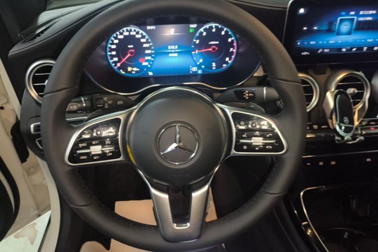Used Mercedes-Benz GLC 2020 Facelifted GLC 260 L 4MATIC Dynamic Edition Steering Wheel