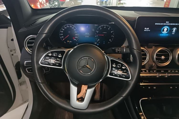Used Mercedes-Benz GLC 2020 GLC 260 L 4MATIC Luxury Model Steering Wheel