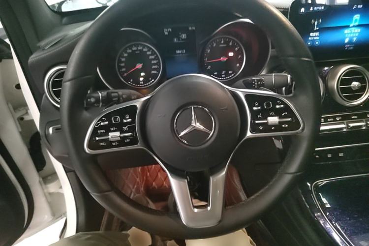 Used Mercedes-Benz GLC 2020 GLC 260 L 4MATIC Dynamic Model Steering Wheel