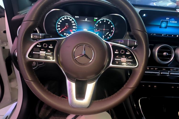Used Mercedes-Benz GLC 2020 Facelifted GLC 260 L 4MATIC Dynamic Edition Steering Wheel