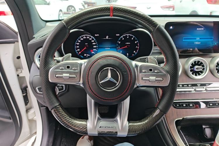 Used Mercedes-Benz GLC 2020 GLC 300 L 4MATIC Luxury Model Steering Wheel