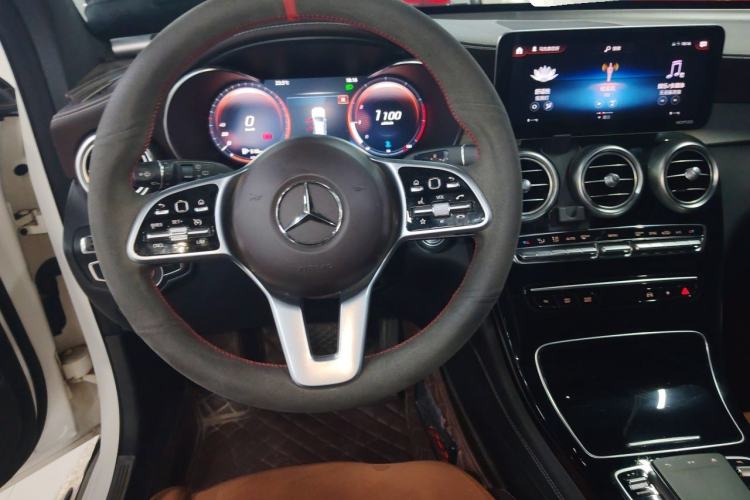 Used Mercedes-Benz GLC 2020 Facelifted GLC 260 L 4MATIC Dynamic Edition Steering Wheel