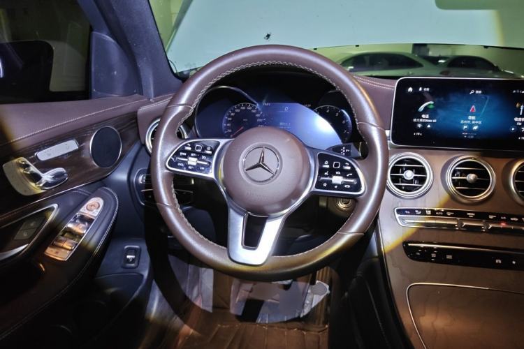 Used Mercedes-Benz GLC 2020 Facelift GLC 300 L 4MATIC Dynamic Edition Steering Wheel
