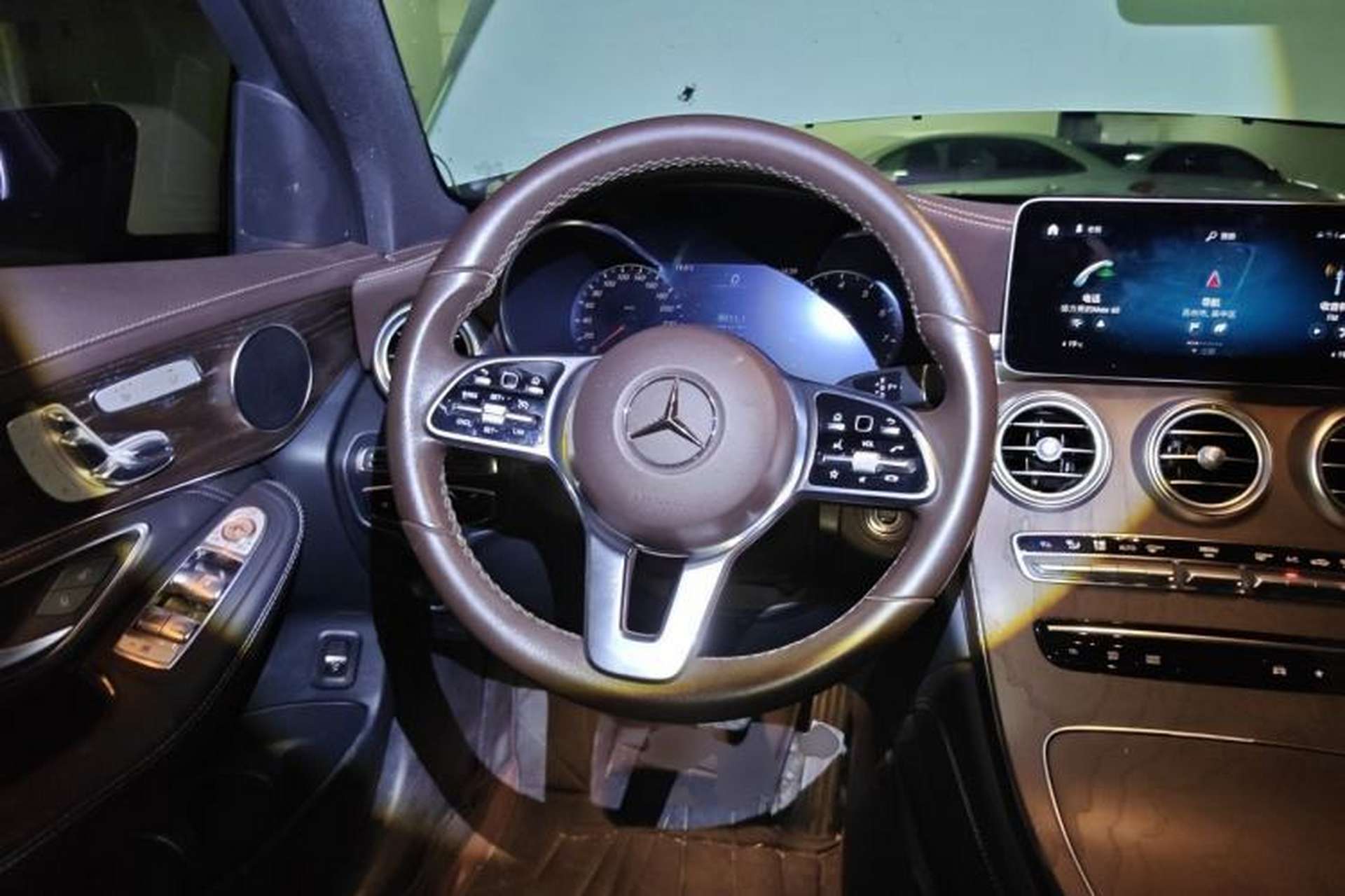Used Mercedes-Benz GLC 2020 Facelift GLC 300 L 4MATIC Dynamic Edition Steering Wheel