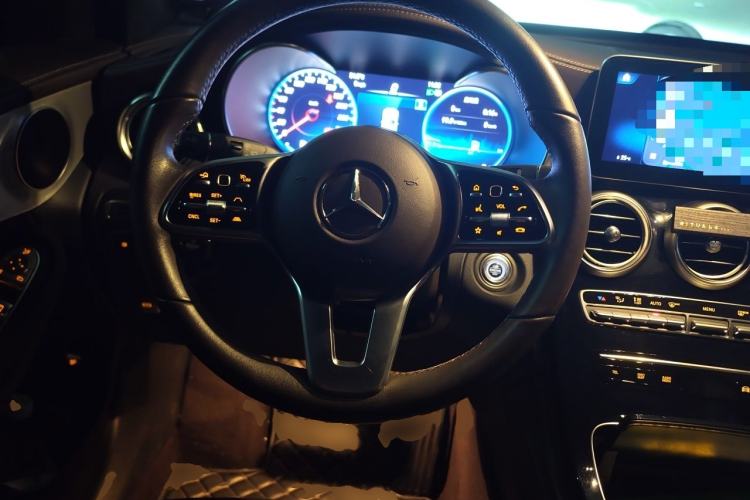 Used Mercedes-Benz GLC 2020 Facelifted GLC 260 L 4MATIC Dynamic Edition Steering Wheel