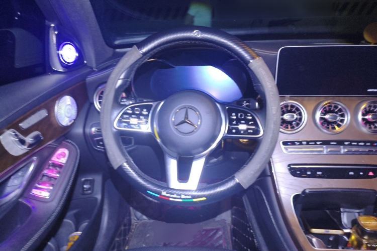 Used Mercedes-Benz GLC 2020 GLC 300 L 4MATIC Dynamic Edition Steering Wheel
