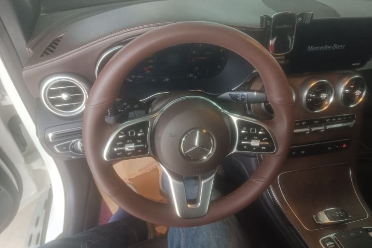 Used Mercedes-Benz GLC 2020 GLC 300 L 4MATIC Dynamic Edition Steering Wheel