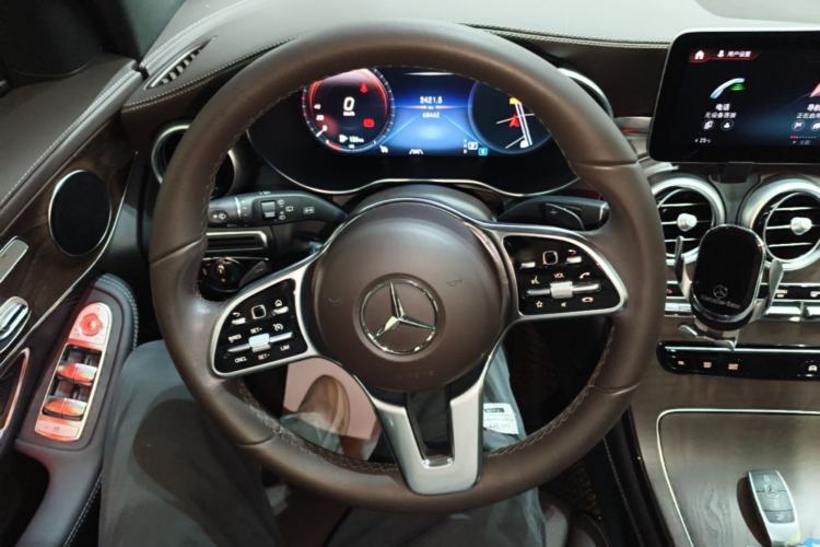 Used Mercedes-Benz GLC 2020 Facelift GLC 300 L 4MATIC Dynamic Edition Steering Wheel