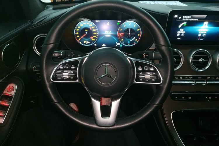 Used Mercedes-Benz GLC 2020 GLC 300 L 4MATIC Dynamic Edition Steering Wheel