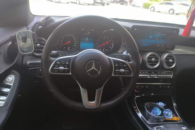 Used Mercedes-Benz GLC 2020 GLC 260 L 4MATIC Dynamic Model Steering Wheel