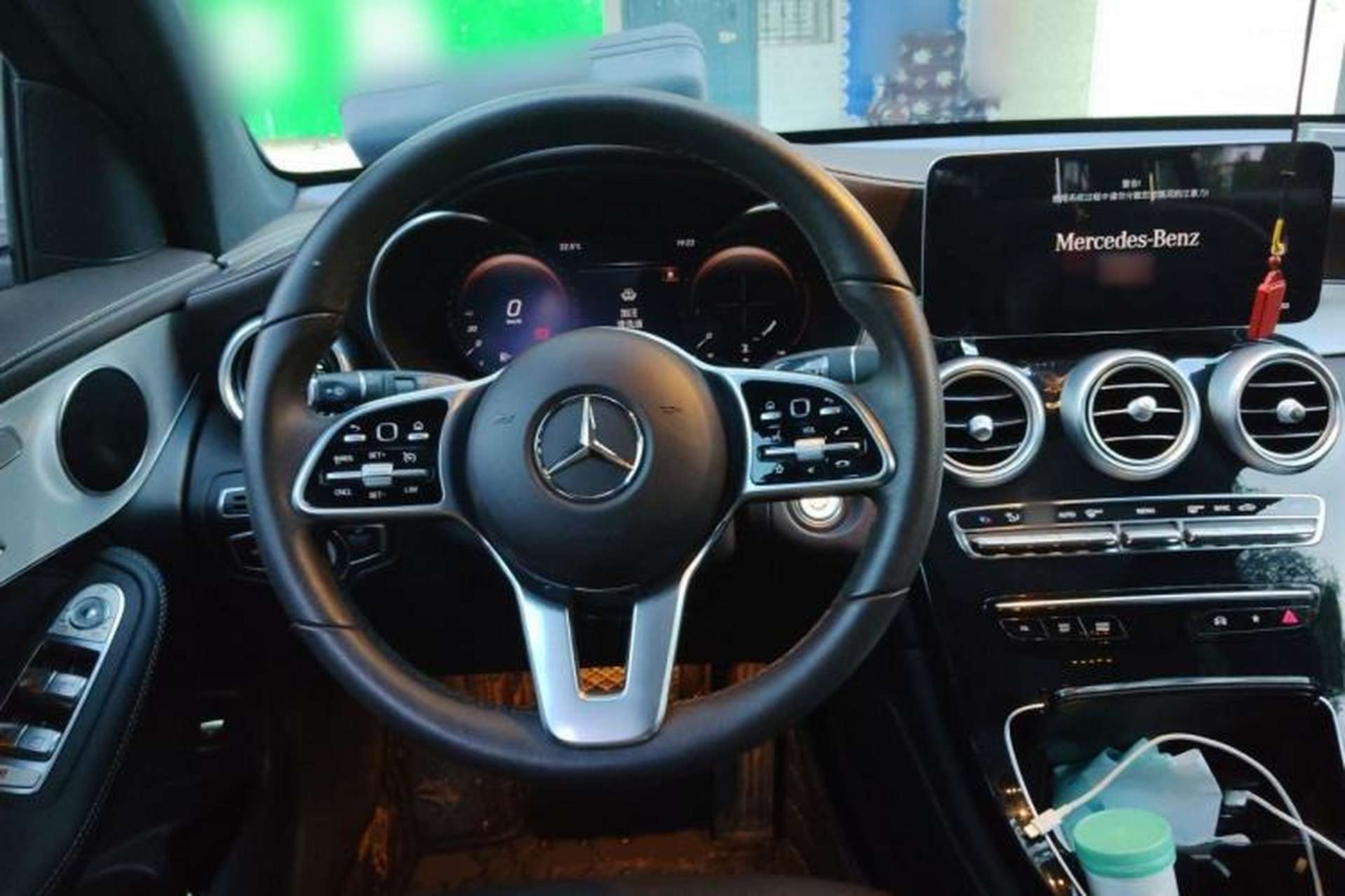 Used Mercedes-Benz GLC 2020 Facelifted GLC 260 L 4MATIC Dynamic Edition Steering Wheel