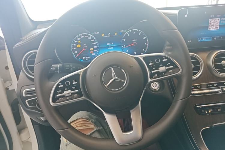 Used Mercedes-Benz GLC 2020 GLC 300 L 4MATIC Luxury Model Steering Wheel