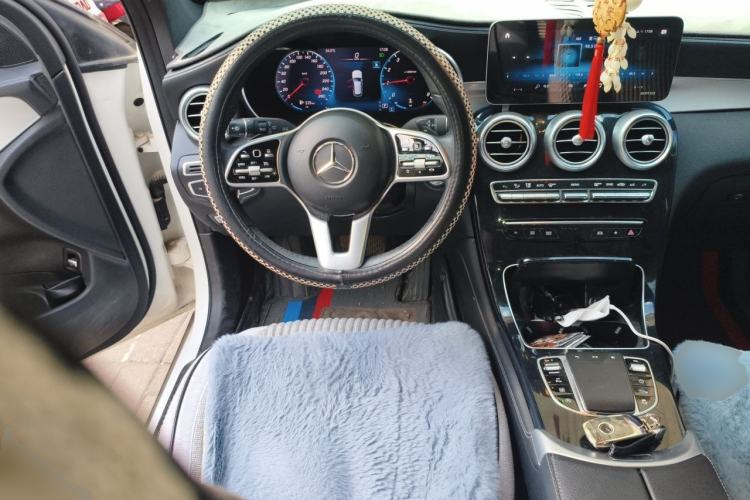 Used Mercedes-Benz GLC 2020 Facelifted GLC 260 L 4MATIC Dynamic Edition Steering Wheel