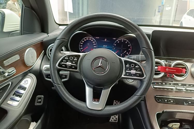 Used Mercedes-Benz GLC 2020 Facelift GLC 300 L 4MATIC Dynamic Edition Steering Wheel