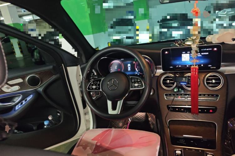 Used Mercedes-Benz GLC 2020 GLC 300 L 4MATIC Dynamic Edition Steering Wheel