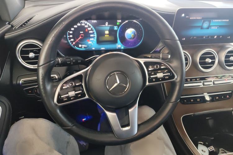 Used Mercedes-Benz GLC 2020 GLC 300 L 4MATIC Dynamic Edition Steering Wheel