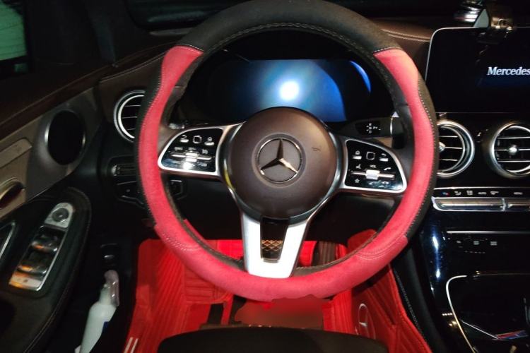 Used Mercedes-Benz GLC 2020 Facelifted GLC 260 L 4MATIC Dynamic Edition Steering Wheel