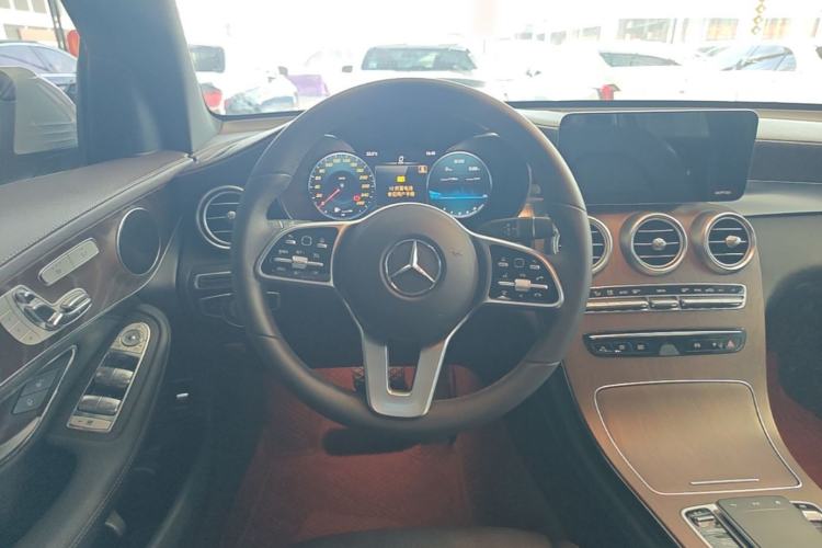 Used Mercedes-Benz GLC 2020 GLC 300 L 4MATIC Dynamic Edition Steering Wheel