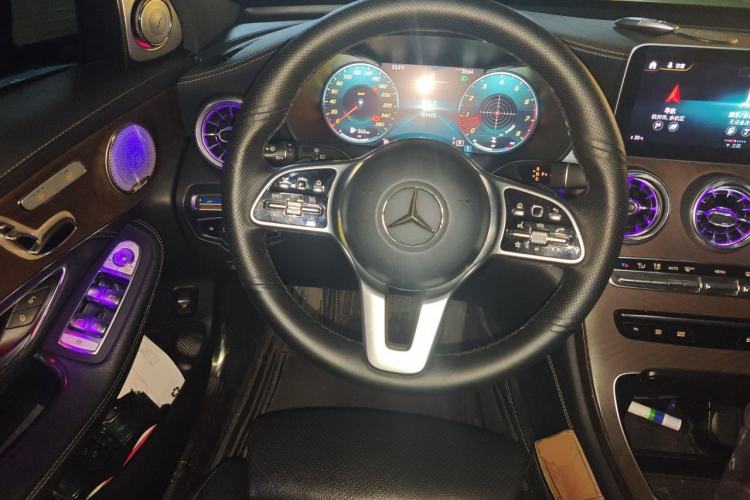 Used Mercedes-Benz GLC 2020 GLC 260 L 4MATIC Luxury Model Steering Wheel