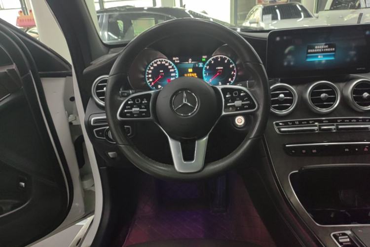 Used Mercedes-Benz GLC 2020 Facelift GLC 260 L 4MATIC Luxury Edition Steering Wheel