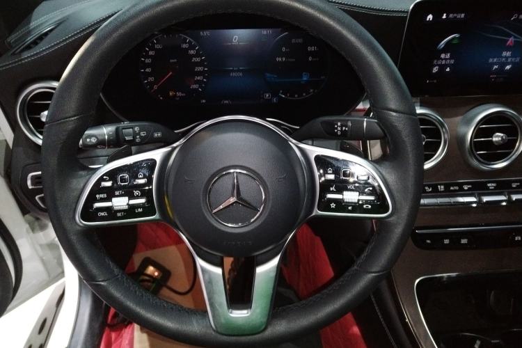 Used Mercedes-Benz GLC 2020 Facelift GLC 300 L 4MATIC Dynamic Edition Steering Wheel
