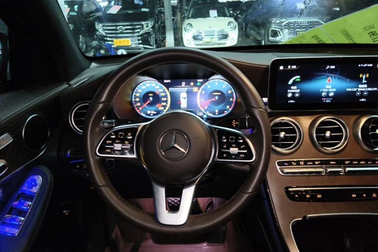 Used Mercedes-Benz GLC 2020 GLC 260 L 4MATIC Luxury Model Steering Wheel