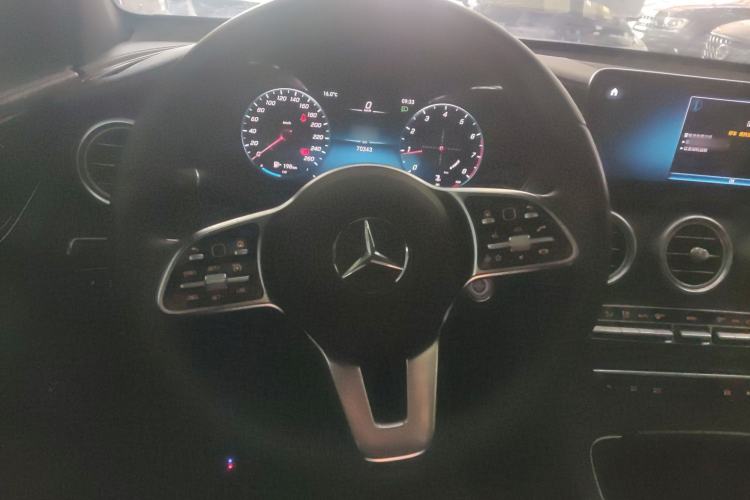 Used Mercedes-Benz GLC 2020 GLC 260 L 4MATIC Luxury Model Steering Wheel