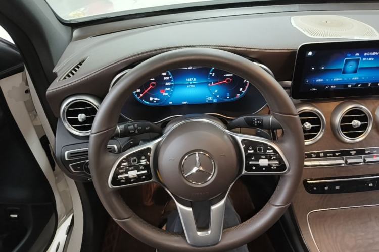 Used Mercedes-Benz GLC 2020 Facelift GLC 300 L 4MATIC Dynamic Edition Steering Wheel