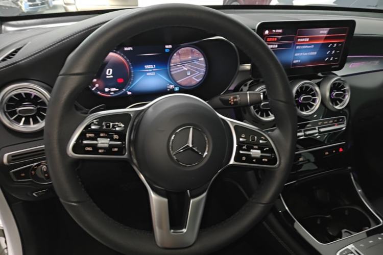 Used Mercedes-Benz GLC 2020 Facelifted GLC 260 L 4MATIC Dynamic Edition Steering Wheel