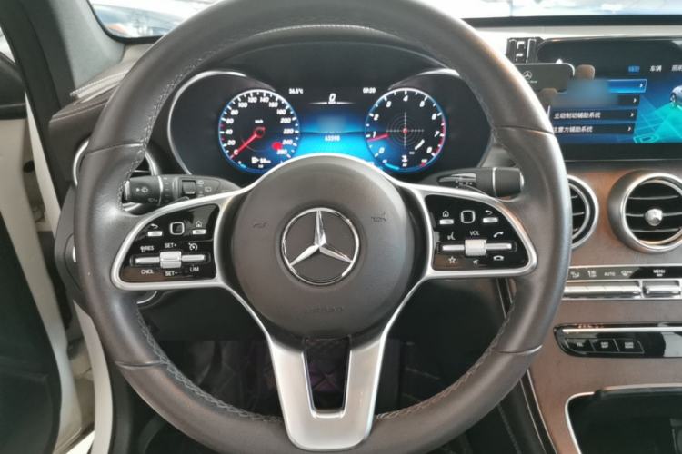Used Mercedes-Benz GLC 2020 Facelift GLC 300 L 4MATIC Dynamic Edition Steering Wheel