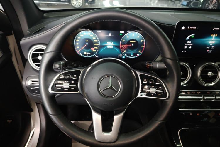 Used Mercedes-Benz GLC 2020 Facelifted GLC 260 L 4MATIC Dynamic Edition Steering Wheel