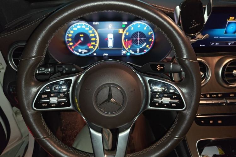 Used Mercedes-Benz GLC 2020 GLC 300 L 4MATIC Dynamic Edition Steering Wheel