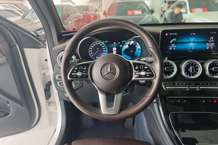 Used Mercedes-Benz GLC 2020 Facelifted GLC 260 L 4MATIC Dynamic Edition Steering Wheel