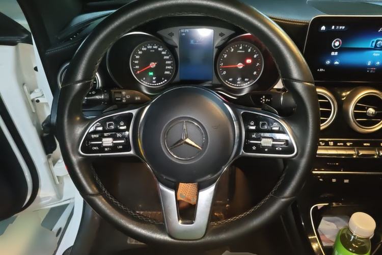 Used Mercedes-Benz GLC 2020 GLC 260 L 4MATIC Dynamic Model Steering Wheel