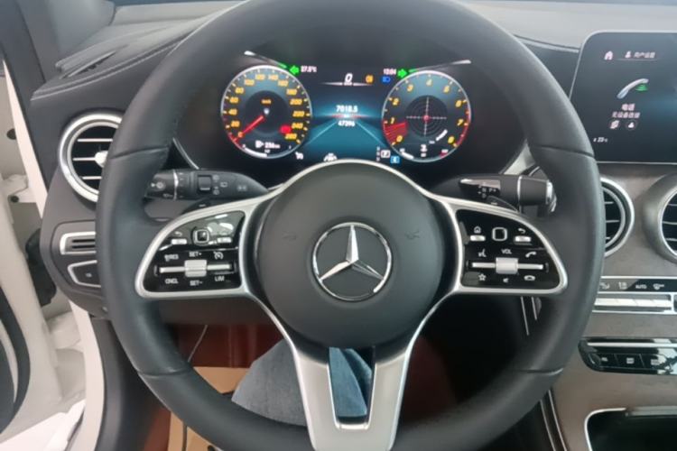 Used Mercedes-Benz GLC 2020 GLC 300 L 4MATIC Dynamic Edition Steering Wheel