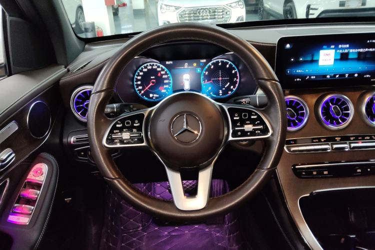 Used Mercedes-Benz GLC 2020 Facelift GLC 300 L 4MATIC Dynamic Edition Steering Wheel