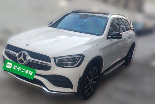 Ojetý Mercedes-Benz GLC 2020 GLC 300 L 4MATIC Dynamic Edition