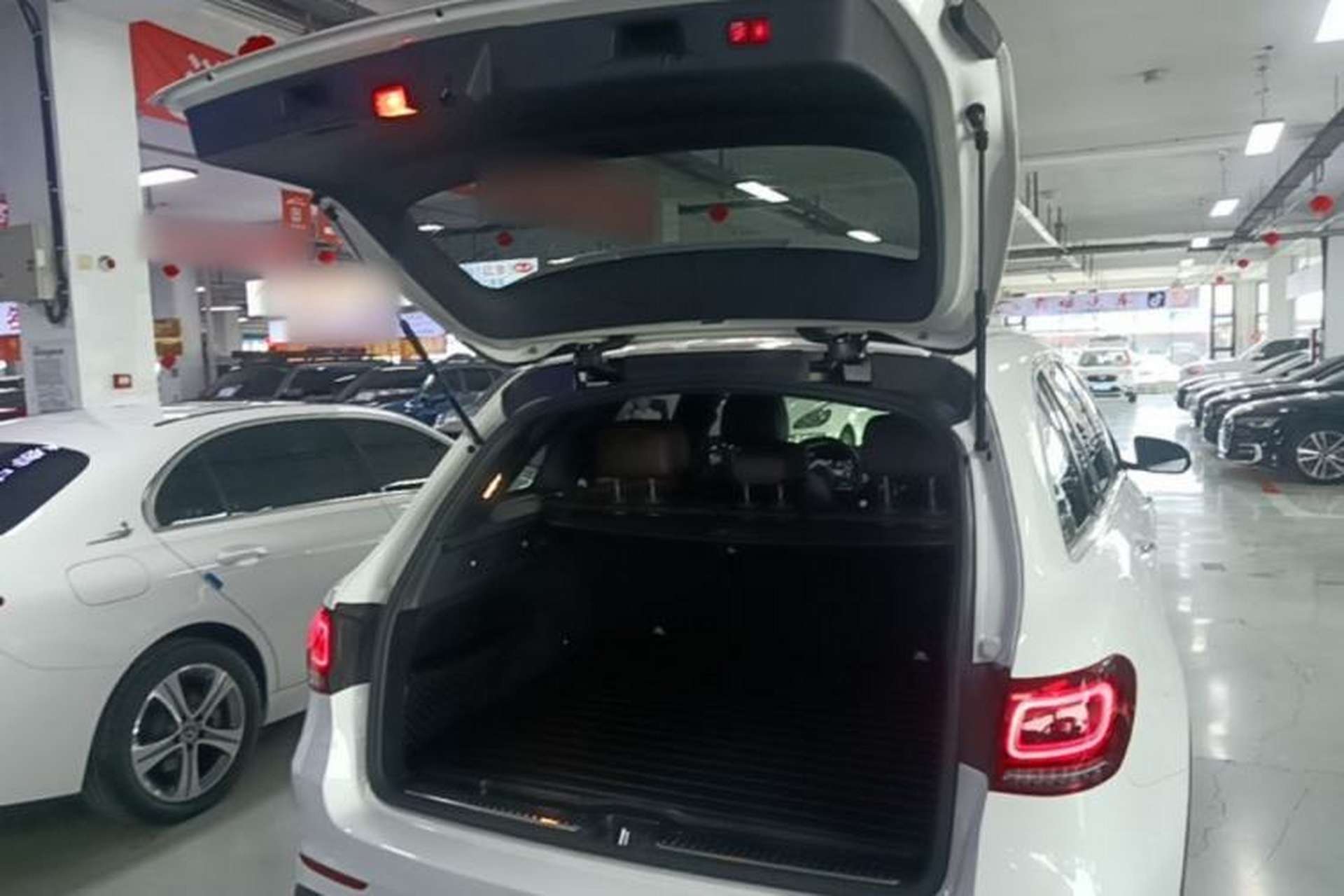 Used Mercedes-Benz GLC 2020 Facelift GLC 300 L 4MATIC Dynamic Edition Trunk